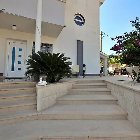 Apartment Anda-4 By Interhome Apartment Trogir