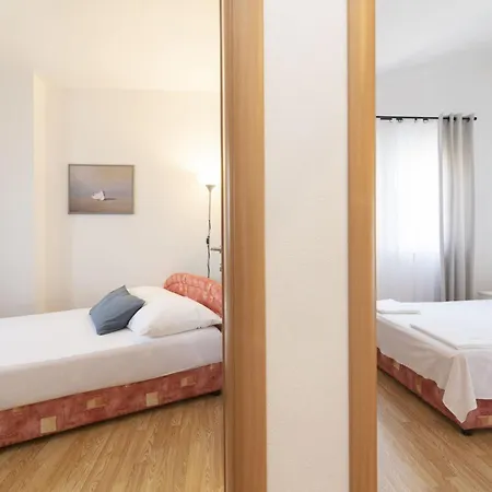 Apartment Anda-4 By Interhome Apartman Trogir