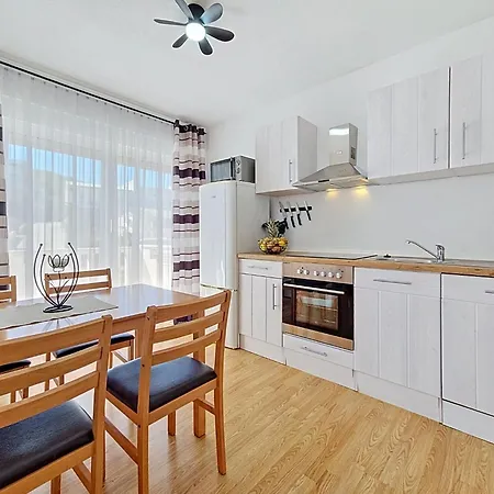 Apartman Apartment Anda-4 By Interhome