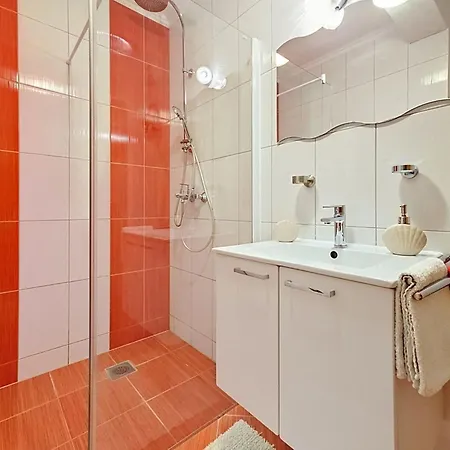 Apartman Apartment Anda-4 By Interhome