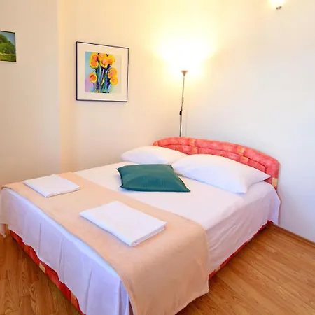 Apartment Anda-4 By Interhome *