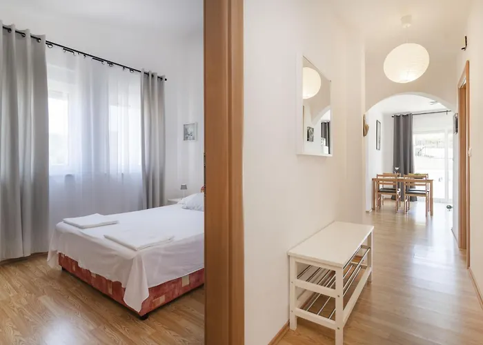 Appartement Anda-4 By Interhome Trogir